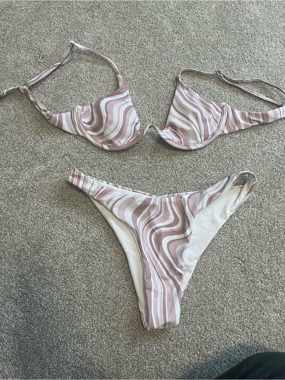 Women’s Pink Swirl Underwire Bikini Set